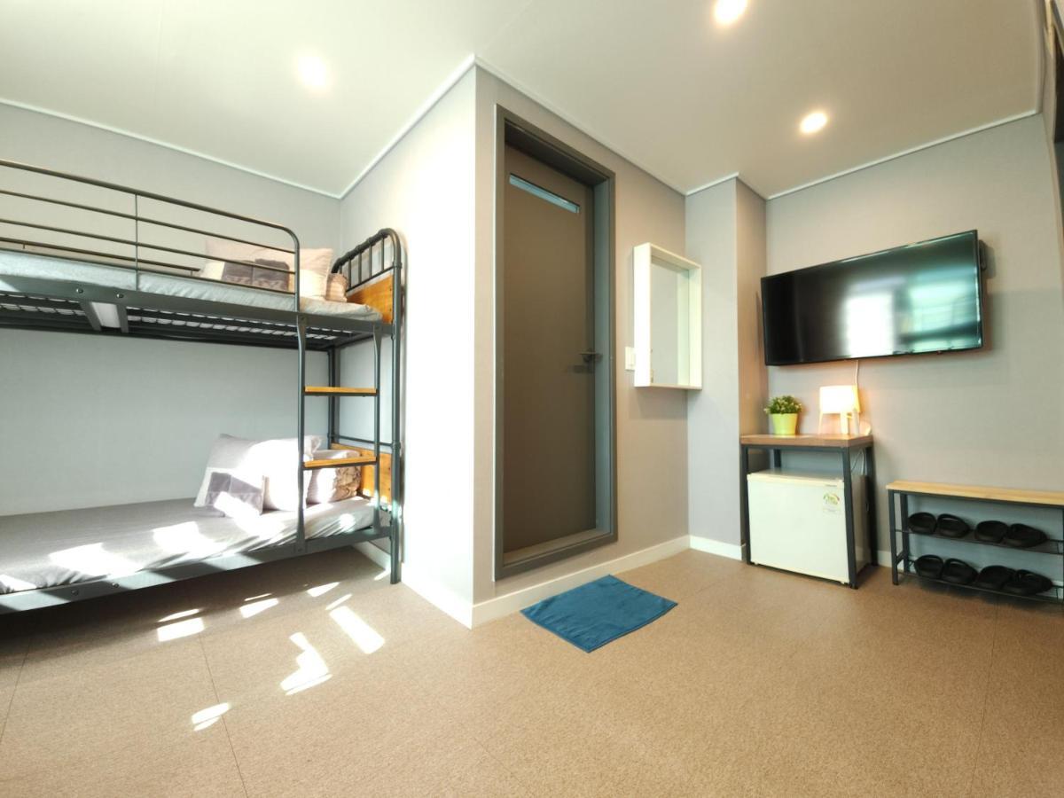 Oyo Hostel Dongdaemun1 Сеул Екстериор снимка