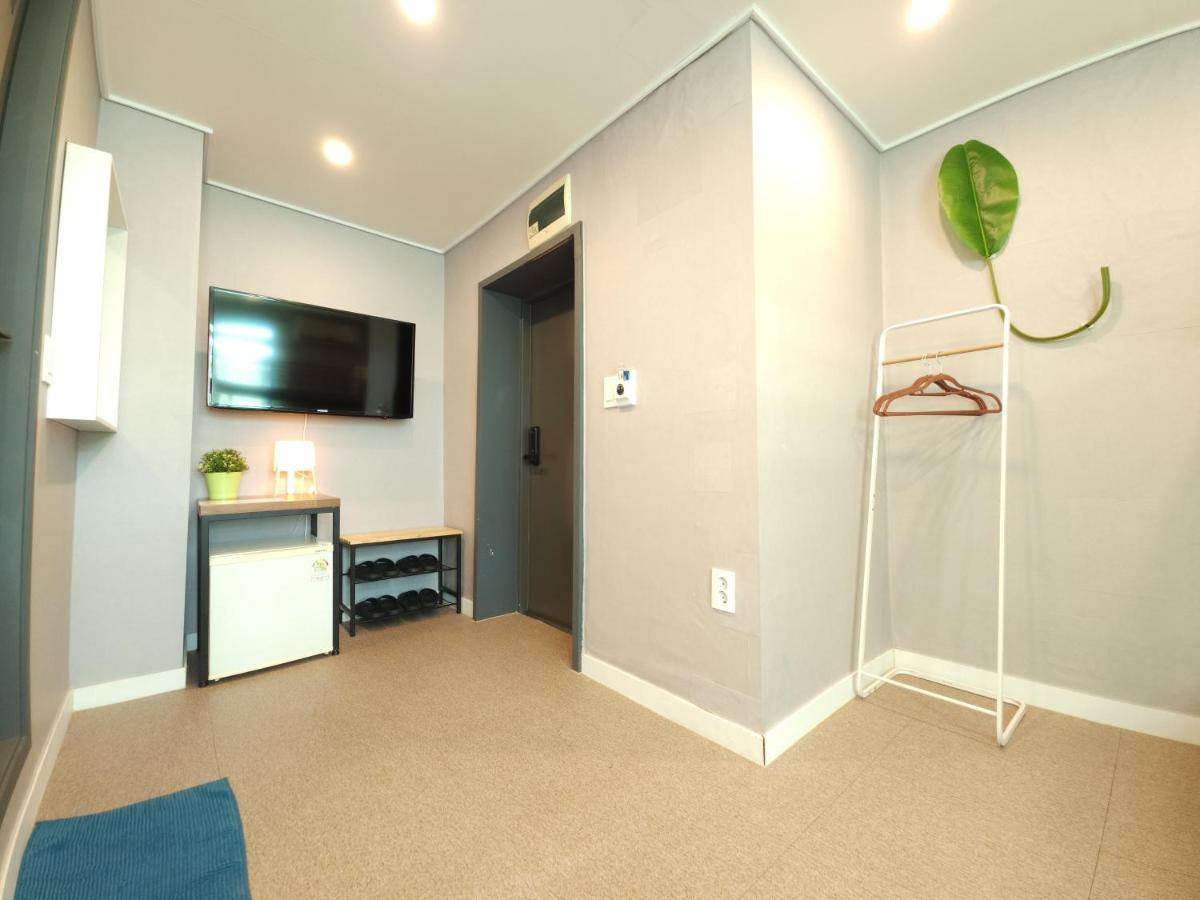 Oyo Hostel Dongdaemun1 Сеул Екстериор снимка