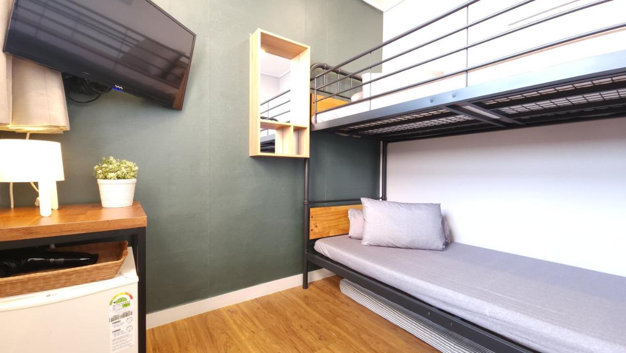 Oyo Hostel Dongdaemun1 Сеул Екстериор снимка