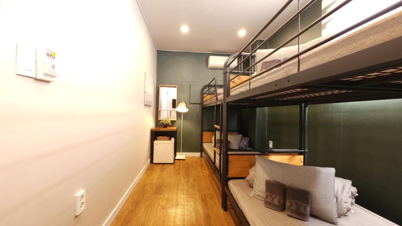 Oyo Hostel Dongdaemun1 Сеул Екстериор снимка