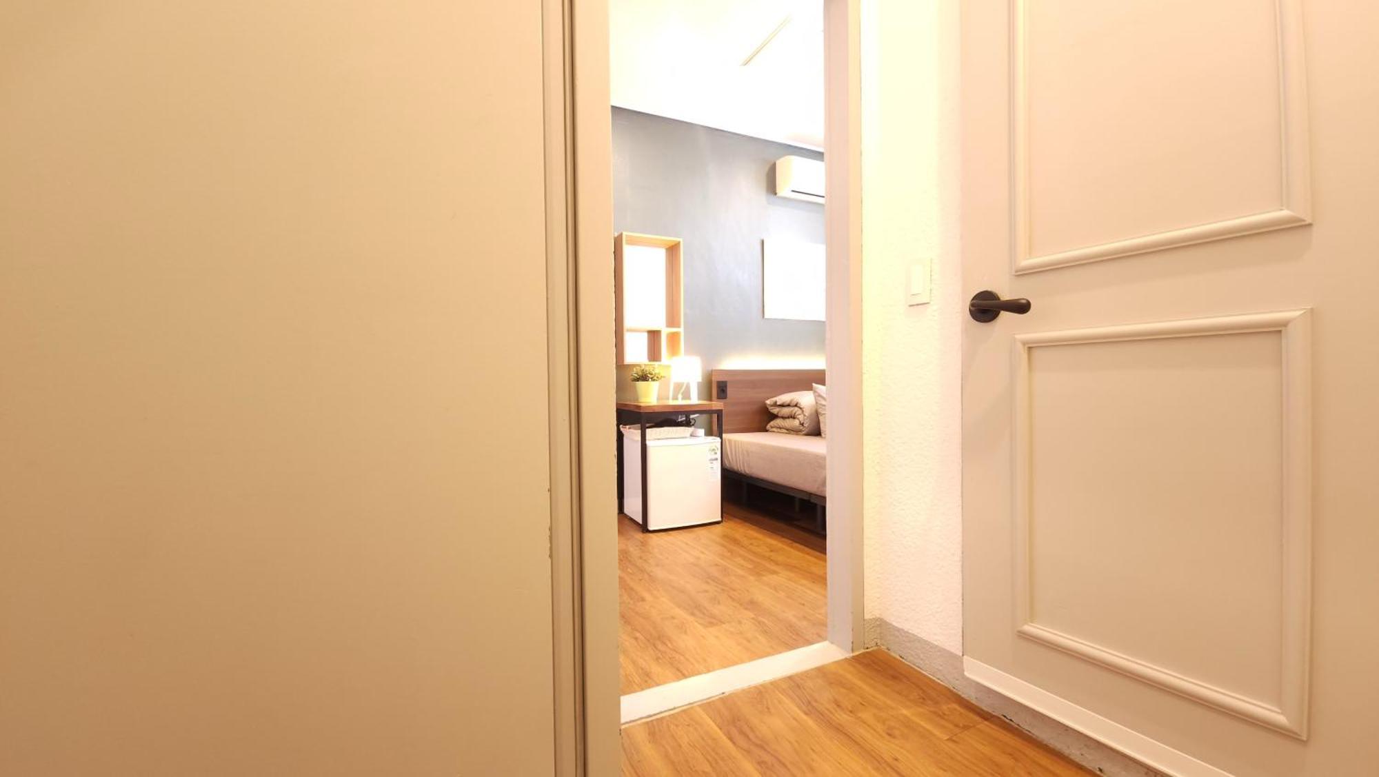 Oyo Hostel Dongdaemun1 Сеул Екстериор снимка