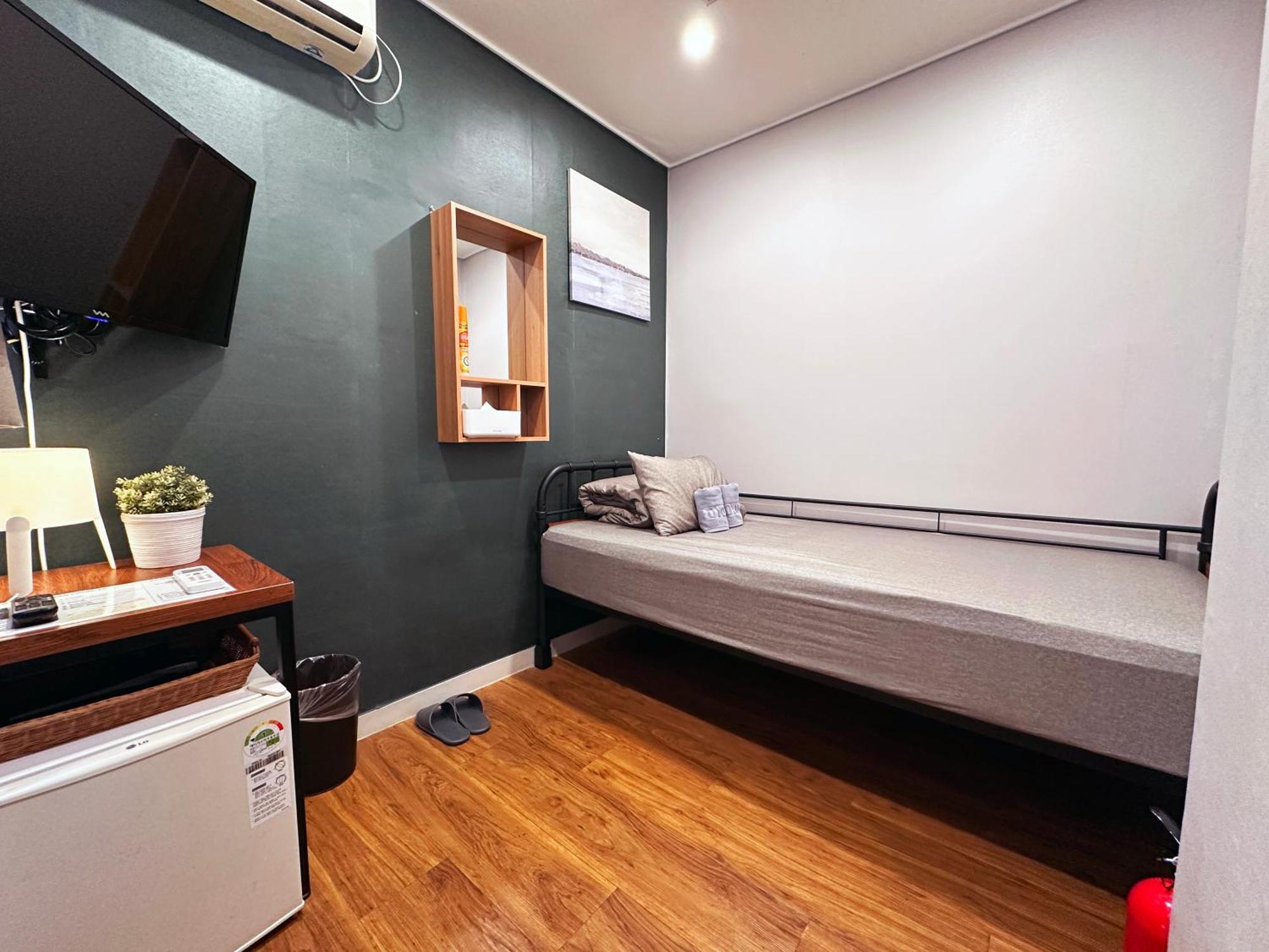 Oyo Hostel Dongdaemun1 Сеул Екстериор снимка